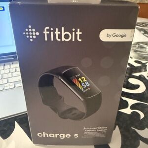 Fitbit Charge 5 Black Fitness Tracker